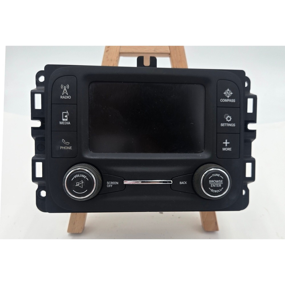 Chrysler Dodge Jeep Ram Uconnect Radio Display OEM 68271747AC VP2